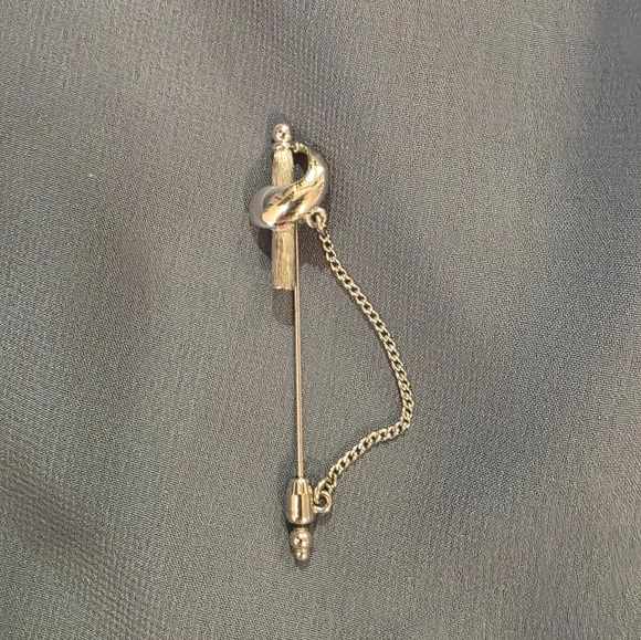 Vintage Signed Monet Silver-tone Tie Pin/Stick Pin Brooch with Chain. EUC - Picture 3 of 8